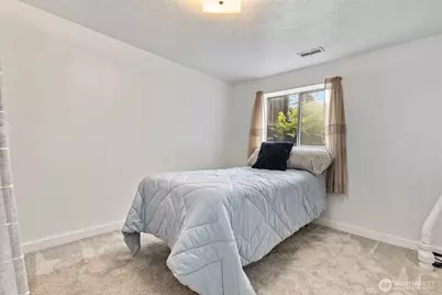 503 17th Street NW, Puyallup, WA 98371 - Photo 17