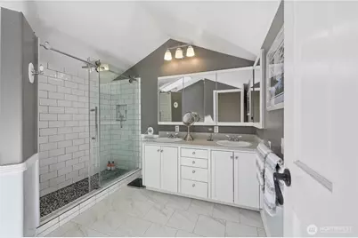 18002 25th Avenue NE, Lake Forest Park, WA 98155 - Photo 15
