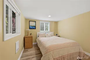 18002 25th Ave NE, Lake Forest Park, WA 98155 - Photo 21