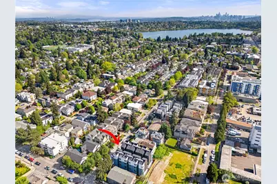 8863 Midvale Avenue N #A, Seattle, WA 98103 - Photo 35