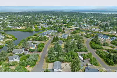 233 S Razor Clam Drive SW, Ocean Shores, WA 98569 - Photo 5