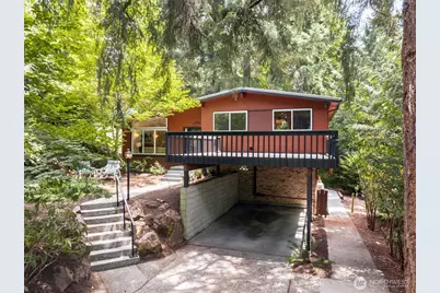 11706 36th Avenue NE, Seattle, WA 98125 - Photo 1