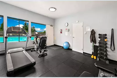 3601 24th Avenue W #305, Seattle, WA 98199 - Photo 23