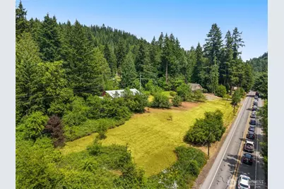 10911 Renton Issaquah Road SE, Issaquah, WA 98027 - Photo 3