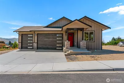 3240 NW Brianna Avenue, East Wenatchee, WA 98802 - Photo 1