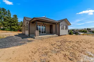 3240 NW Brianna Ave, East Wenatchee, WA 98802 - Photo 5