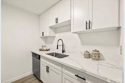 2929 76th Avenue SE #208, Mercer Island, WA 98040 - Photo 11