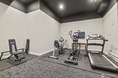 2929 76th Avenue SE #208, Mercer Island, WA 98040 - Photo 19