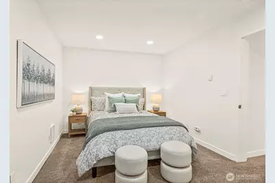 2929 76th Avenue SE #208, Mercer Island, WA 98040 - Photo 13