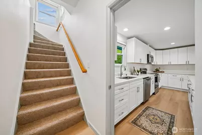 10230 Wilkeson Street S, Tacoma, WA 98444 - Photo 17