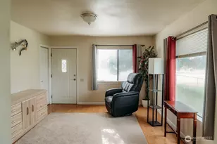 715 E Court St, Goldendale, WA 98620 - Photo 5