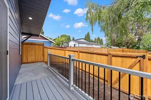1710 SW 106th St, Seattle, WA 98146 - Photo 23