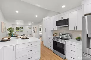 1710 SW 106th St, Seattle, WA 98146 - Photo 15
