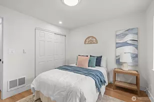 1710 SW 106th St, Seattle, WA 98146 - Photo 21