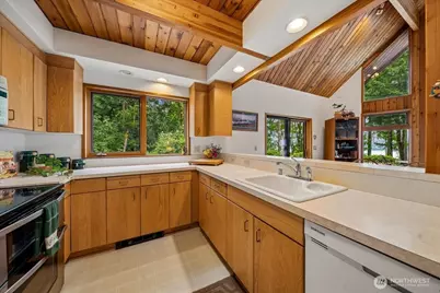 14025 96th Street Ct, Anderson Island, WA 98303 - Photo 23