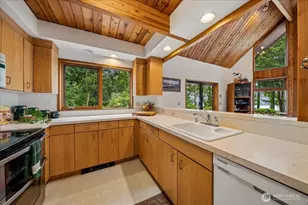 14025 96th Street Ct, Anderson Island, WA 98303 - Photo 23