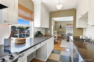 7900 Ashworth Ave N, Seattle, WA 98103 - Photo 13