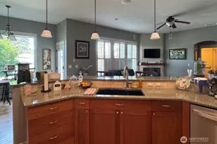 901 Hollow Creek Ln, Yakima, WA 98908 - Photo 9