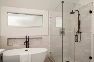 23912 SE 41st St, Sammamish, WA 98029 - Photo 33