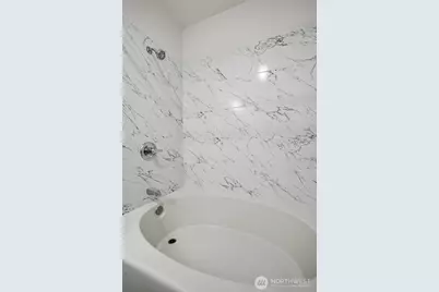 9512 1st Avenue NE #202, Seattle, WA 98115 - Photo 21