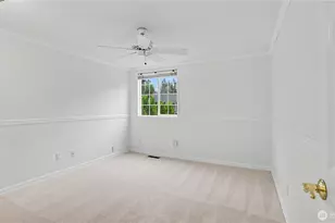 23900 SE 42nd Pl S, Sammamish, WA 98029 - Photo 19
