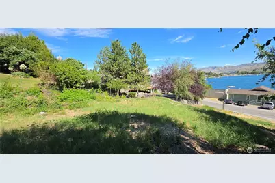 410 Manson Boulevard, Manson, WA 98831 - Photo 9