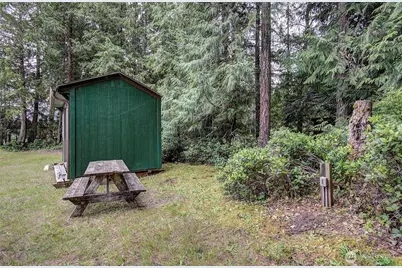 224 Riverview Drive, Castle Rock, WA 98611 - Photo 13