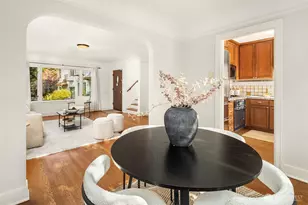 2205 Bigelow Ave N, Seattle, WA 98109 - Photo 9