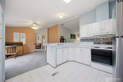 3908 Holtzheimer Trail, Blaine, WA 98230 - Photo 13
