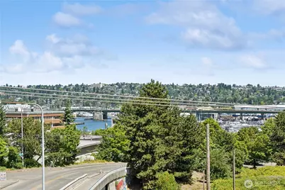 3865 Gilman Avenue W, Seattle, WA 98199 - Photo 27