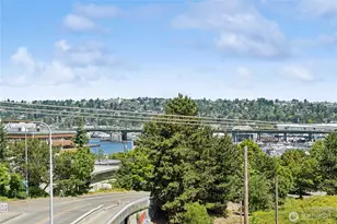 3865 Gilman Ave W, Seattle, WA 98199 - Photo 27