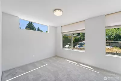 3865 Gilman Avenue W, Seattle, WA 98199 - Photo 21