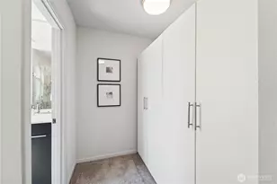 3865 Gilman Ave W, Seattle, WA 98199 - Photo 19