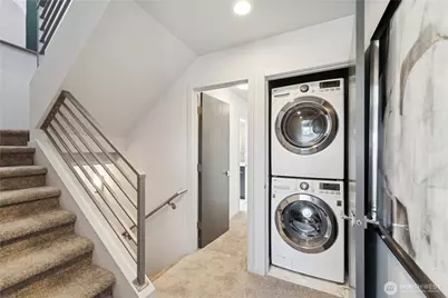 3865 Gilman Avenue W, Seattle, WA 98199 - Photo 25