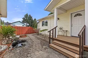 526 Sunset Ave NE, Ocean Shores, WA 98569 - Photo 1