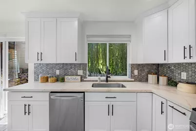 1926 189th Street SW, Lynnwood, WA 98036 - Photo 9