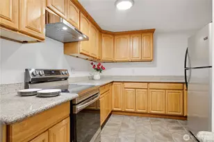 110 174th Pl, Bellevue, WA 98008 - Photo 35