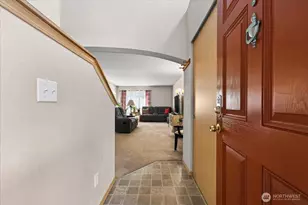 7240 177th St E, Puyallup, WA 98375 - Photo 3
