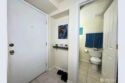 300 10th Avenue #B305, Seattle, WA 98122 - Photo 23