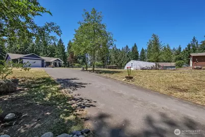 7911 300th Street Ct S, Roy, WA 98580 - Photo 3