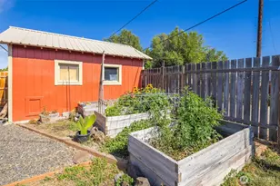 220 N Main St, Kittitas, WA 98934 - Photo 11