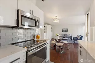 4561 Lake Washington Blvd NE, Kirkland, WA 98033 - Photo 9