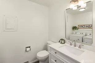 7061 NE 137th St, Kirkland, WA 98034 - Photo 17