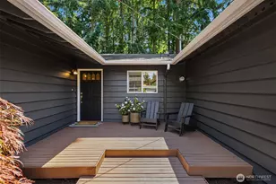 7061 NE 137th St, Kirkland, WA 98034 - Photo 3