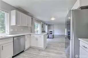 8824 161st St Ct E, Puyallup, WA 98375 - Photo 9