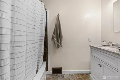 605 S Charleston Avenue, Bremerton, WA 98312 - Photo 25