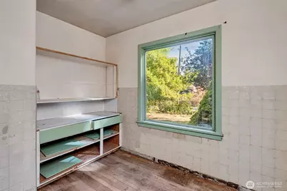 12015 8th Street S, Seattle, WA 98168 - Photo 13