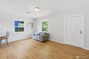 1010 N Pine St, Tacoma, WA 98406 - Photo 9