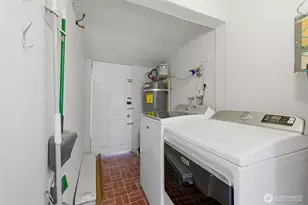 1010 N Pine St, Tacoma, WA 98406 - Photo 15