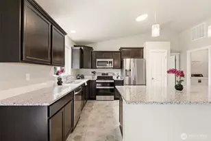 183 Rainier Ln, Port Ludlow, WA 98365 - Photo 7